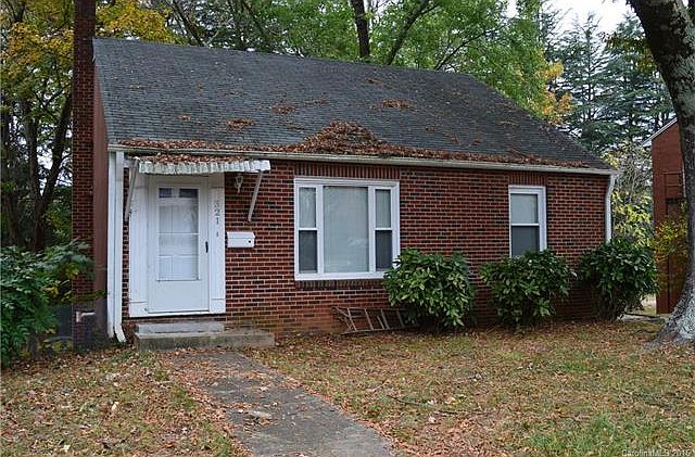 1st image of 321 N Bost St