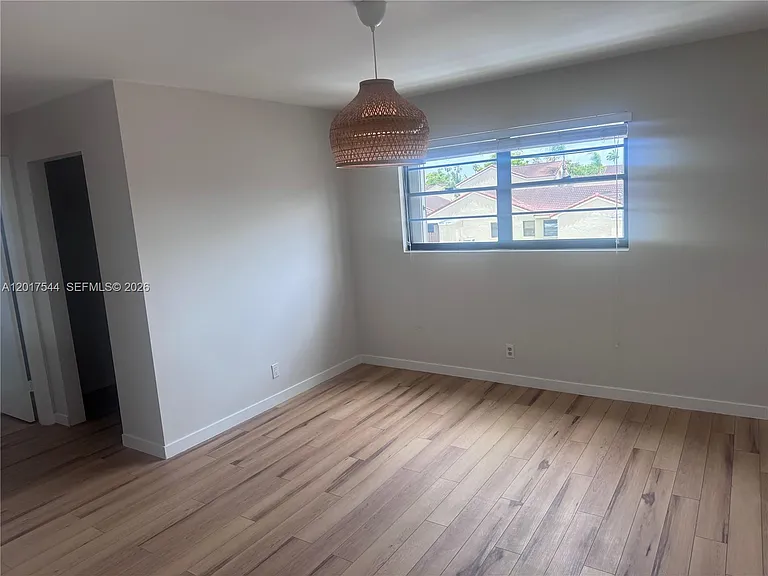 6532 NW 170th Ter — Photo 20