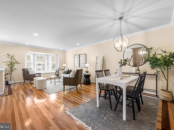 5th image of 9406 Georgian Way
