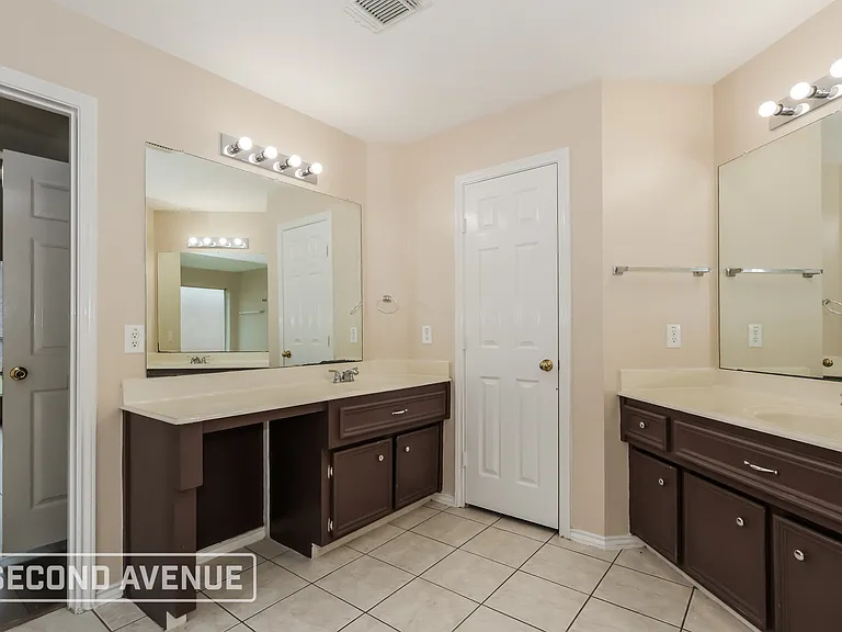 21930 Golden Cedar Dr — Photo 15