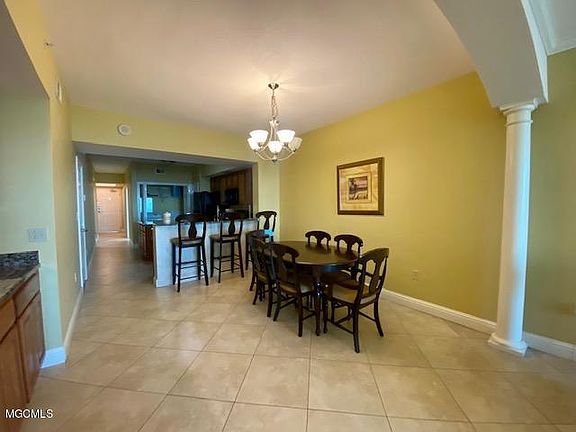 5th image of 2228 Beach Dr APT 205