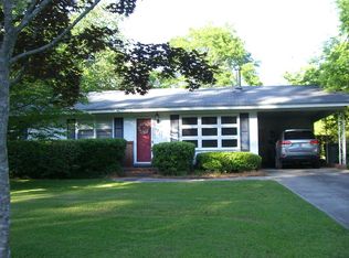 121 Oakland Dr, Gray, GA 31032