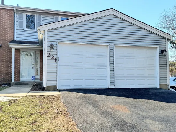 221 Monroe Rd, Bolingbrook, IL 60440