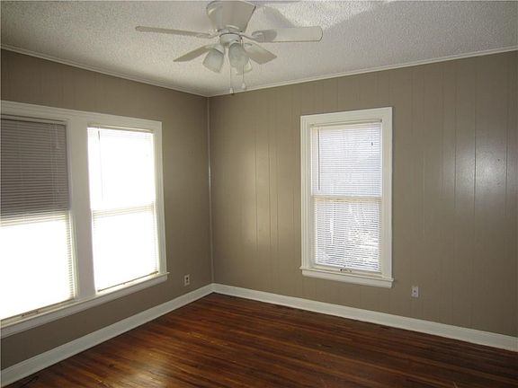 5th image of 1332 Hickory St