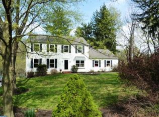 950 Greystone Dr, West Chester, PA 19380