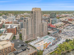 67 Campau Cir NW, Grand Rapids, MI 49503