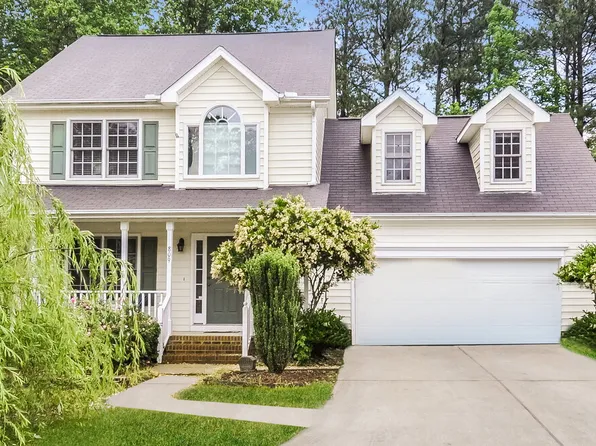 809 E Ivy Valley Dr, Fuquay Varina, NC 27526