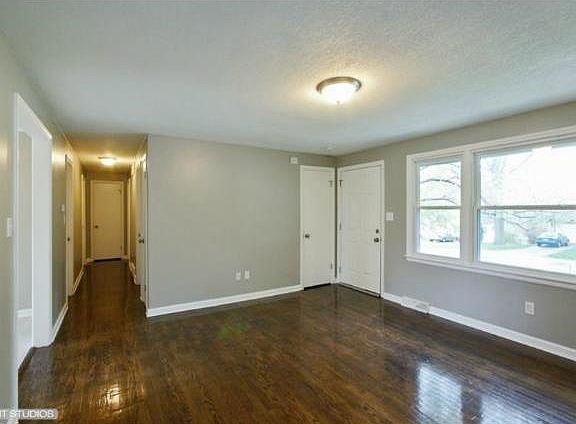5th image of 11011 E 78th St