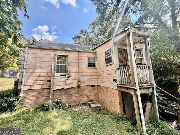 2nd image of 2661 Baker Ridge Dr NW