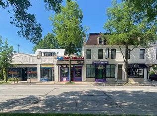 820 E Locust St #832, Milwaukee, WI 53212