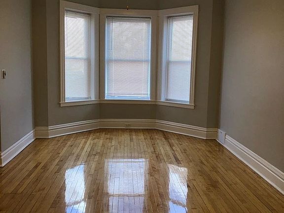 5th image of 1918 S Albany Ave #1