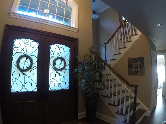 4th image of 144 Shady Ln