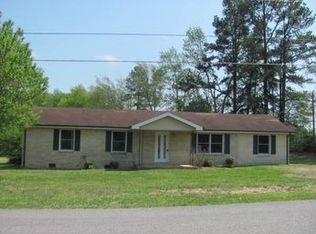 42 Monks Rd, Fayetteville, TN 37334