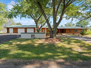 25440 S 605th Ln, Grove, OK 74344