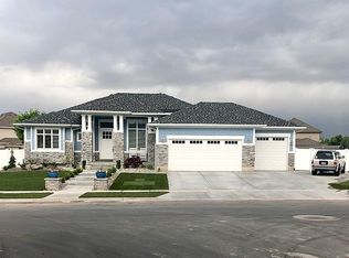 423 N Blue Spruce Dr, Layton, UT 84041