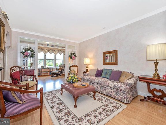 5th image of 2520 Waterside Dr Unit 205