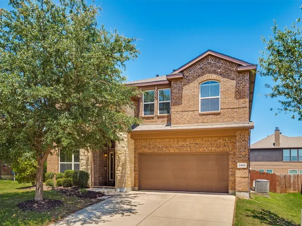 2925 Cedar Ridge Ln, Fort Worth, TX 76177