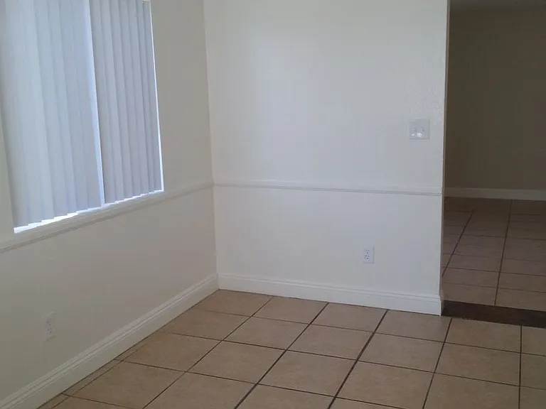 Villa Gardens Apts - Carmel Palm, LP — Photo 3