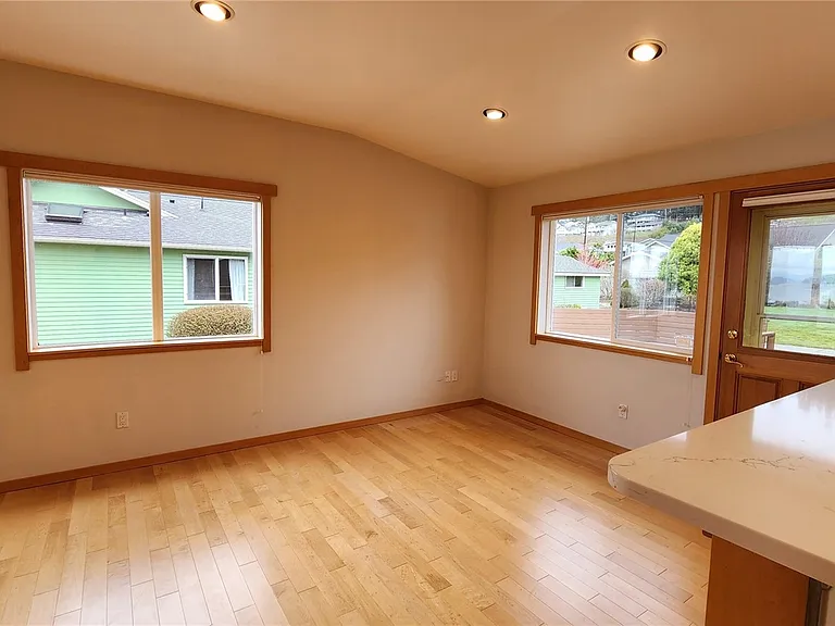 825 Brokaw Rd — Photo 25