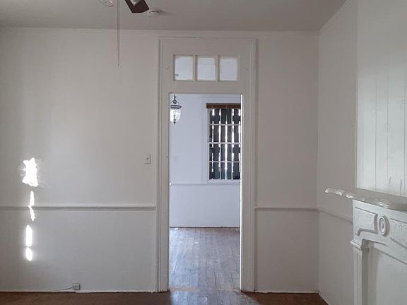 2nd image of 1636 Mandeville St