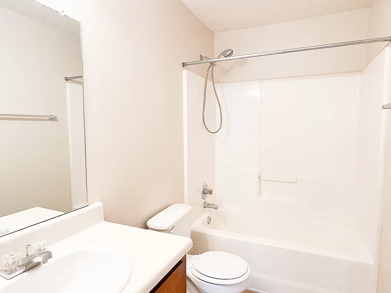 2862 Cobalt Dr #G — Photo 8