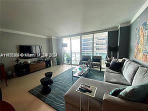 4th image of 1800 N Bayshore Dr APT 2711