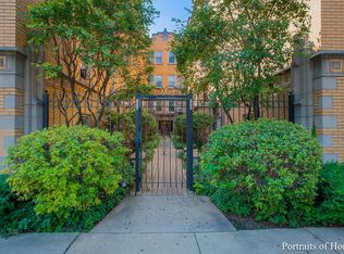 7444 Adams St APT 2E, Forest Park, IL 60130