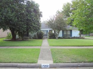 7202 Pella Dr, Houston, TX 77036
