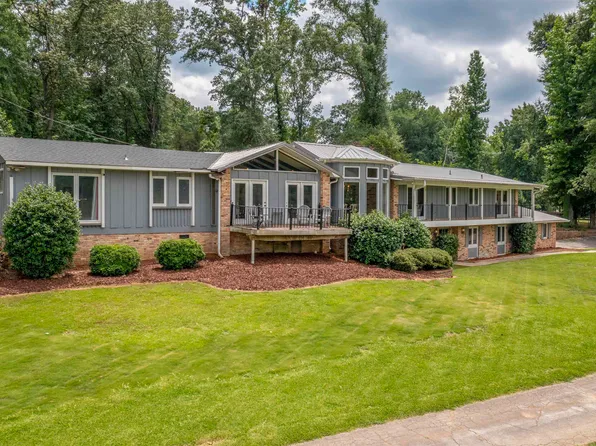 400 Indian Trail Rd, Pelham, AL 35124