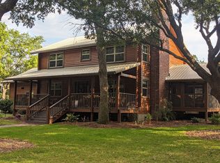 5016 Soundside Dr, Gulf Breeze, FL 32563