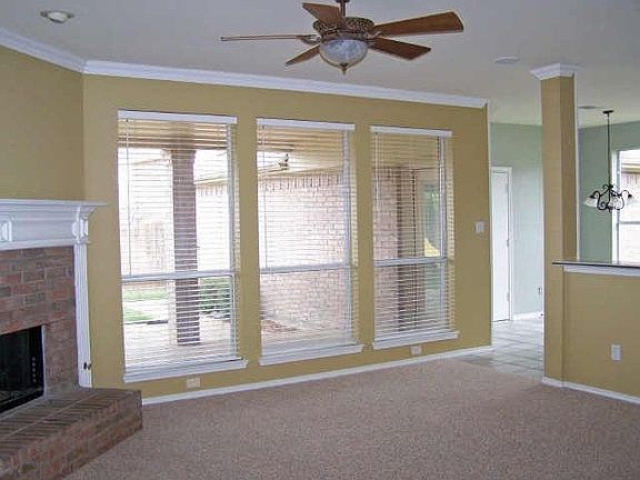 4th image of 2417 Elm Leaf Ln