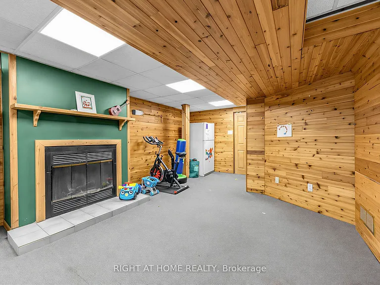 1663 Tawnberry St — Photo 29