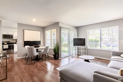 Savannah Trace Apartments Photo 1