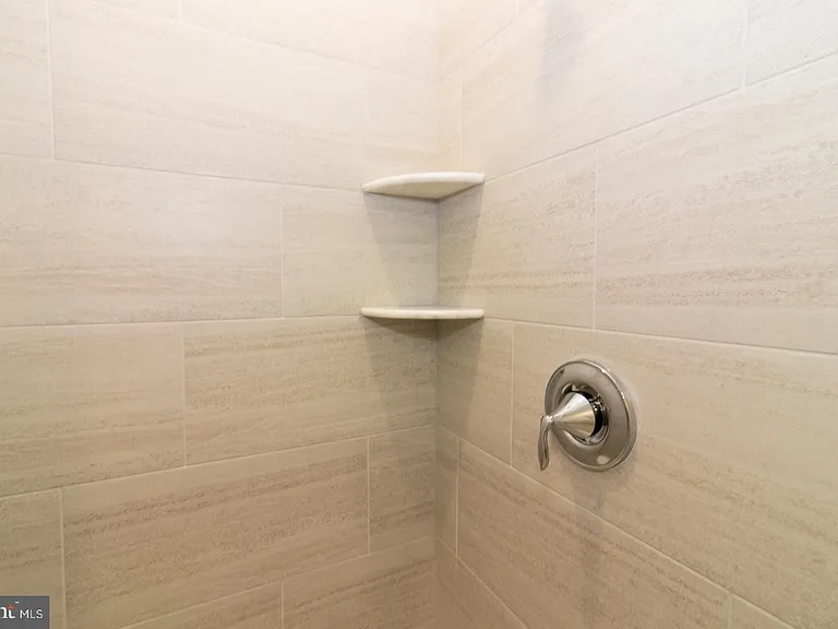 215 Lewis Fisher Dr #DR — Photo 18