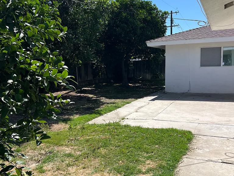 3917 Granada Ave — Photo 21