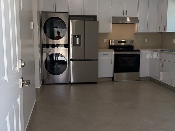 3rd image of 11914 Gager St