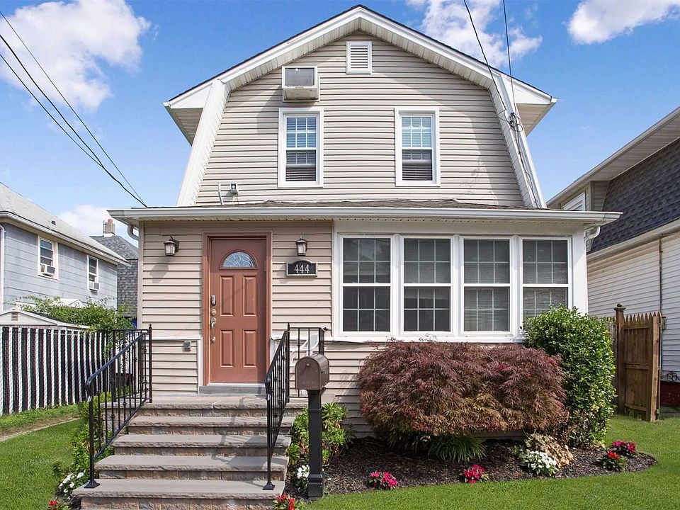 1st image of 444 Court Ave