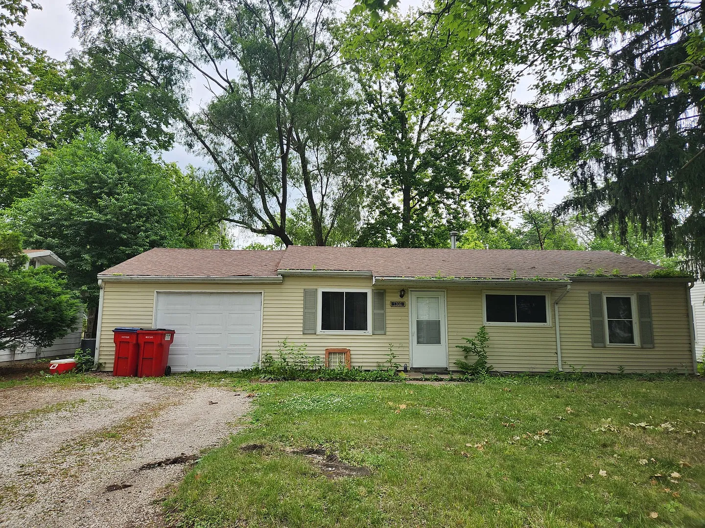 1306 Westfield Dr photo 1
