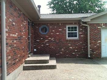 2nd image of 8118 Jasmine Ln