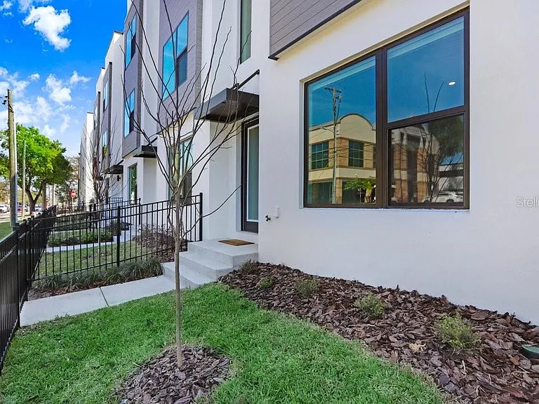 2506 W Cleveland St #20 — Photo 3