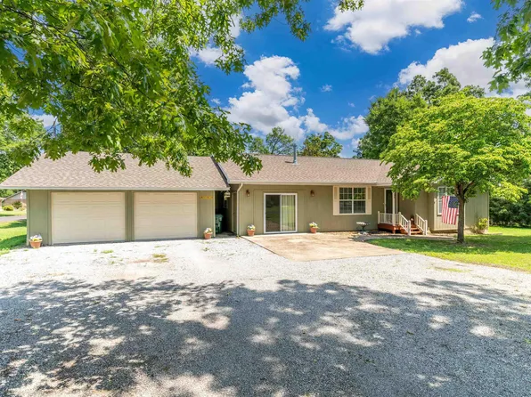 108 Lake Forest Cir, Bull Shoals, AR 72619