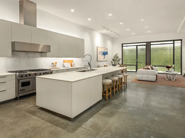 178 East 73rd Street image 4 of 14