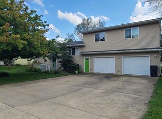 510 NE Grove St, Brownsdale, MN 55918
