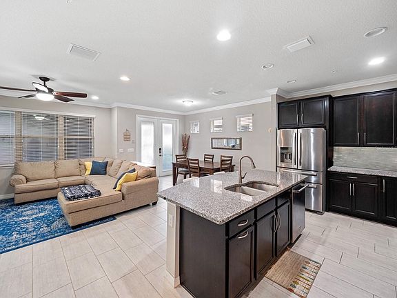 4th image of 7118 Enchanted Lake Dr
