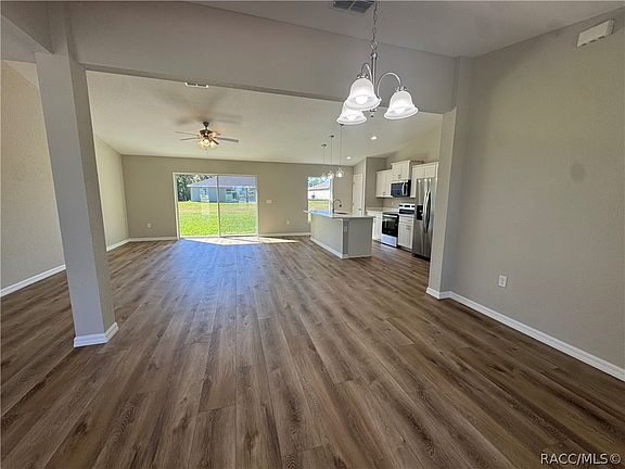 3rd image of 8781 N Quarry Dr