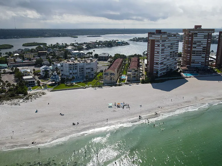 17960 Gulf Blvd — Photo 7