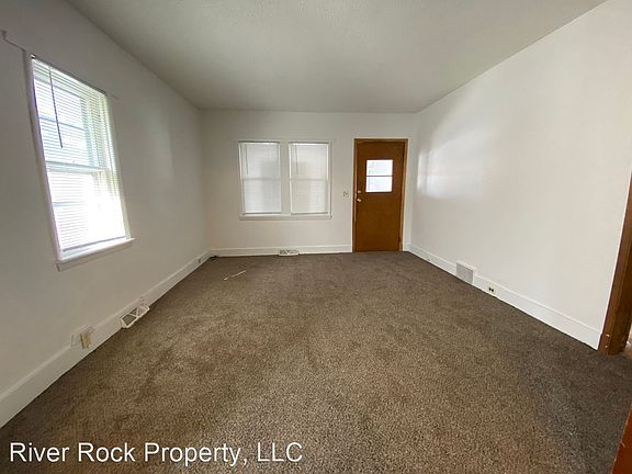 3rd image of 1207 2nd Ave S