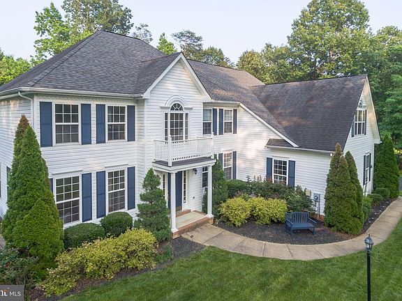 2nd image of 11311 Shannon Ct