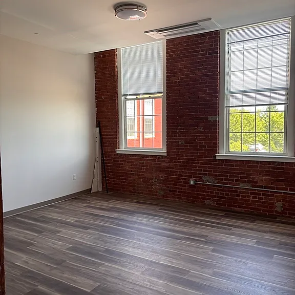 87 N Water St #206 — Photo 4
