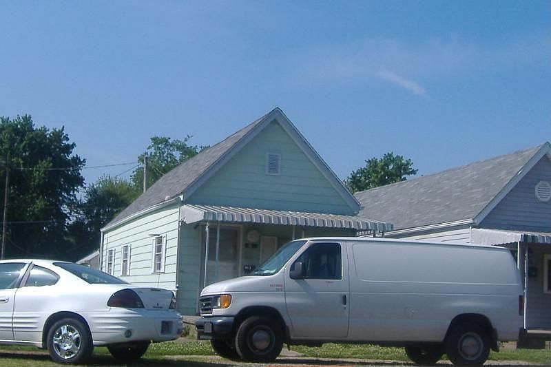 2nd image of 21 E Morgan Ave